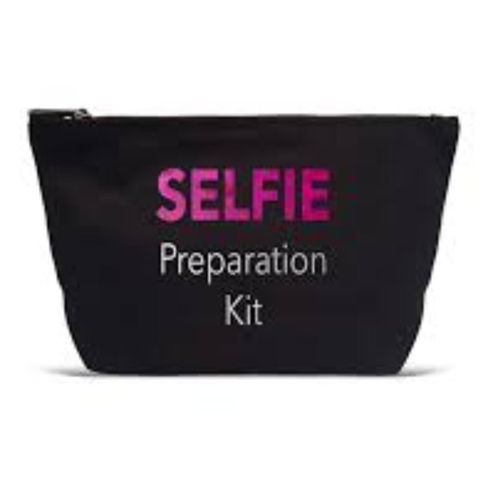 LA TRADING CO Selfie Preparation Kit Makeup Bag NWT